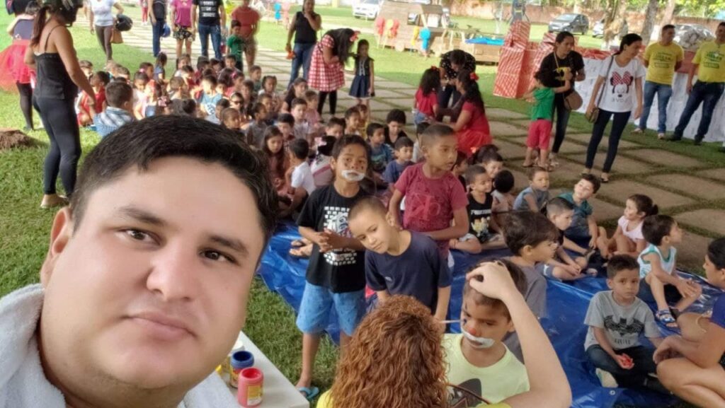 Comemoração da Páscoa na creche Educandario de Cruzeiro do Sul
